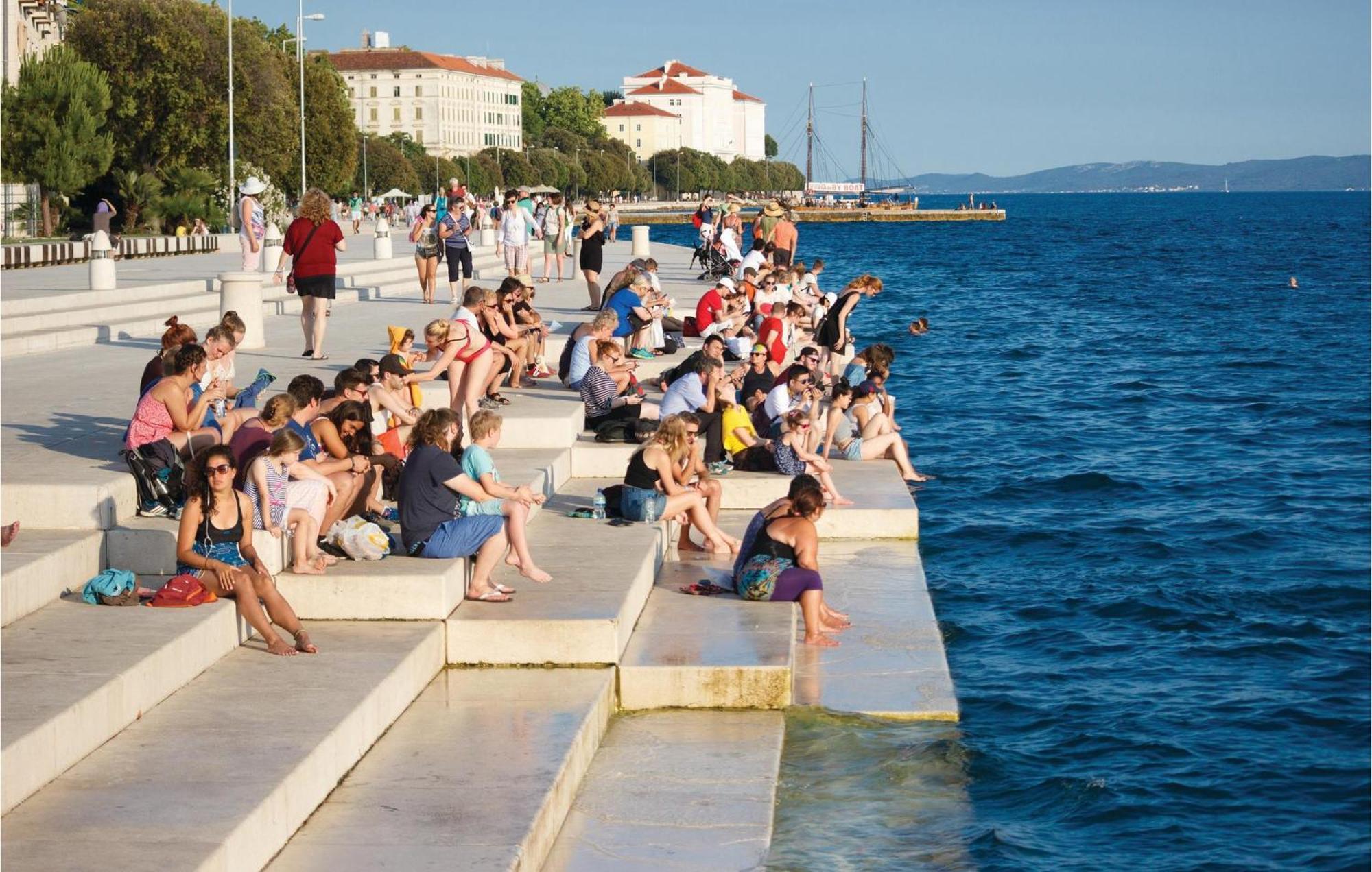 Nice Apartment In Zadar With Wifi מראה חיצוני תמונה