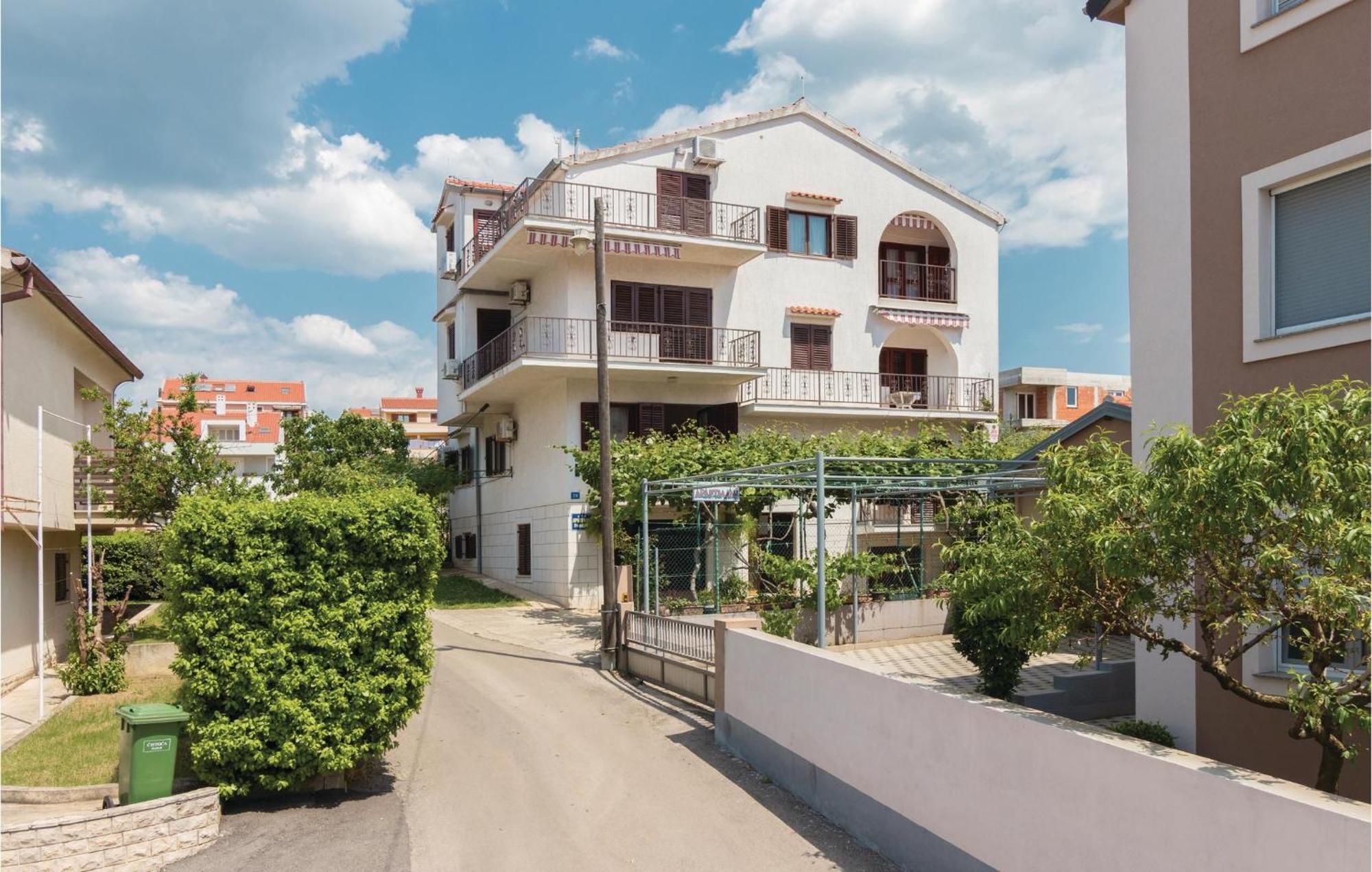 Nice Apartment In Zadar With Wifi מראה חיצוני תמונה